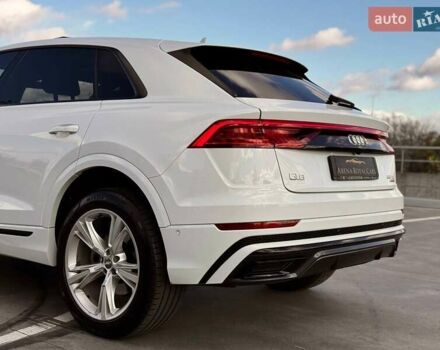 Белый Ауди Q8, объемом двигателя 2.97 л и пробегом 166 тыс. км за 57000 $, фото 13 на Automoto.ua