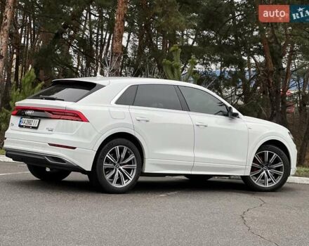 Белый Ауди Q8, объемом двигателя 3 л и пробегом 110 тыс. км за 63300 $, фото 18 на Automoto.ua
