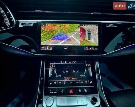 Білий Ауді Q8, об'ємом двигуна 2.97 л та пробігом 165 тис. км за 55900 $, фото 26 на Automoto.ua