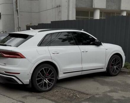 Белый Ауди Q8, объемом двигателя 3 л и пробегом 75 тыс. км за 75000 $, фото 2 на Automoto.ua