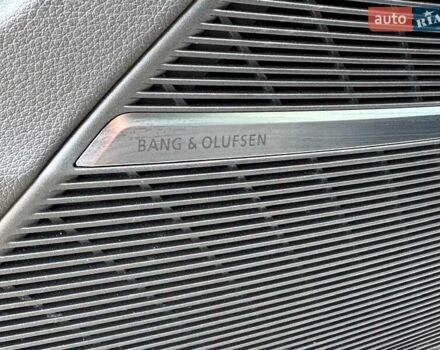 Белый Ауди Q8, объемом двигателя 3 л и пробегом 47 тыс. км за 68500 $, фото 28 на Automoto.ua