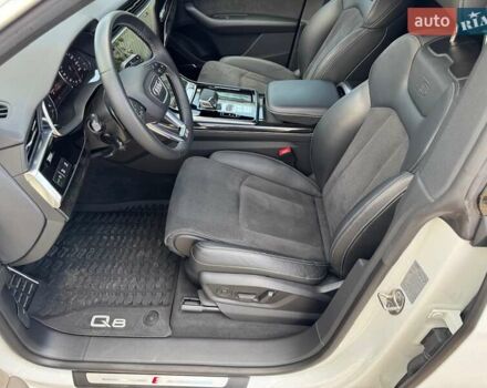 Белый Ауди Q8, объемом двигателя 3 л и пробегом 47 тыс. км за 68500 $, фото 29 на Automoto.ua