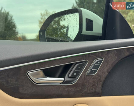 Ауді Q8 2021 у Києві на Automoto.ua Білий Ауді Q8, об'ємом двигуна 3 л та пробігом 102 тис. км за 57000 $, фото 26 на Automoto.ua