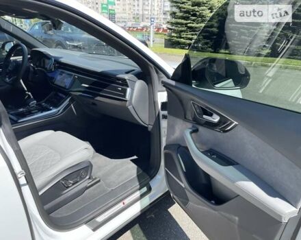 Білий Ауді Q8, об'ємом двигуна 3 л та пробігом 22 тис. км за 97000 $, фото 82 на Automoto.ua