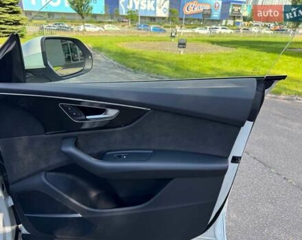 Белый Ауди Q8, объемом двигателя 3 л и пробегом 47 тыс. км за 68500 $, фото 73 на Automoto.ua