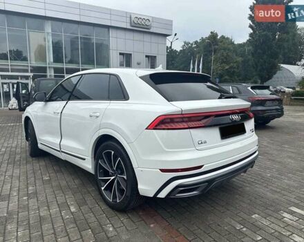 Білий Ауді Q8, об'ємом двигуна 2.97 л та пробігом 80 тис. км за 68800 $, фото 4 на Automoto.ua