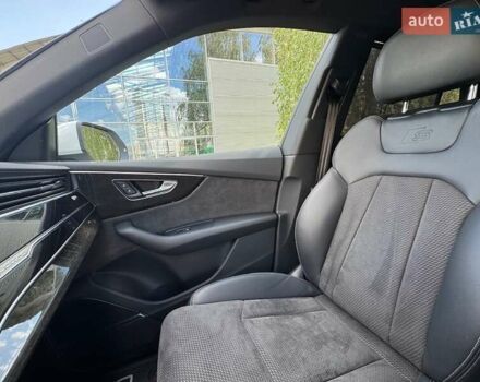 Белый Ауди Q8, объемом двигателя 3 л и пробегом 47 тыс. км за 68500 $, фото 61 на Automoto.ua