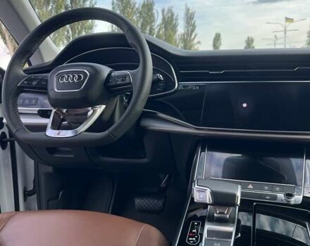 Белый Ауди Q8, объемом двигателя 2.97 л и пробегом 104 тыс. км за 57000 $, фото 6 на Automoto.ua