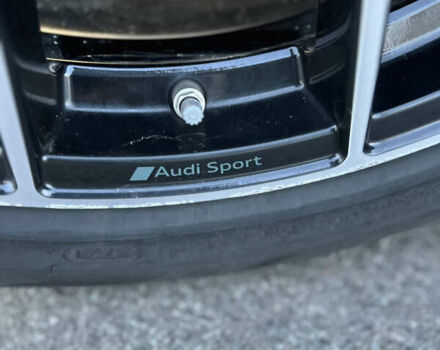 Белый Ауди Q8, объемом двигателя 3 л и пробегом 33 тыс. км за 67999 $, фото 33 на Automoto.ua