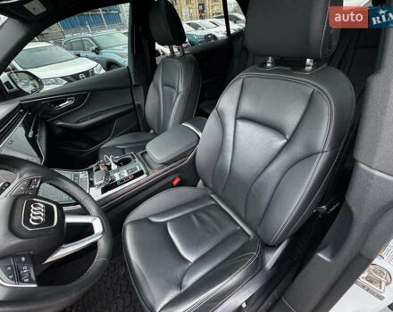 Білий Ауді Q8, об'ємом двигуна 3 л та пробігом 21 тис. км за 58990 $, фото 15 на Automoto.ua