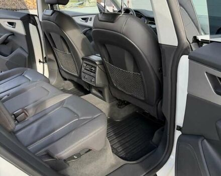 Білий Ауді Q8, об'ємом двигуна 2.97 л та пробігом 123 тис. км за 58000 $, фото 6 на Automoto.ua