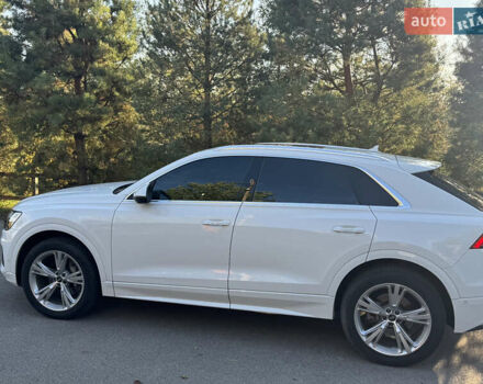 Ауді Q8 2021 у Києві на Automoto.ua Білий Ауді Q8, об'ємом двигуна 3 л та пробігом 102 тис. км за 57000 $, фото 18 на Automoto.ua