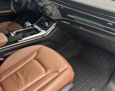 Білий Ауді Q8, об'ємом двигуна 2.97 л та пробігом 80 тис. км за 68800 $, фото 17 на Automoto.ua