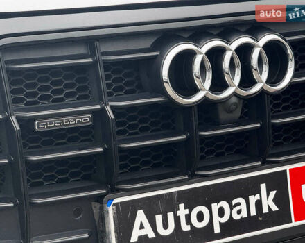 Білий Ауді Q8, об'ємом двигуна 3 л та пробігом 21 тис. км за 58990 $, фото 44 на Automoto.ua