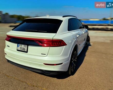Білий Ауді Q8, об'ємом двигуна 3 л та пробігом 20 тис. км за 59000 $, фото 8 на Automoto.ua