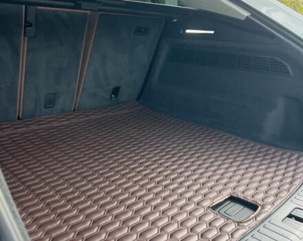 Белый Ауди Q8, объемом двигателя 2.97 л и пробегом 95 тыс. км за 63700 $, фото 23 на Automoto.ua