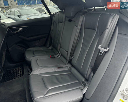 Білий Ауді Q8, об'ємом двигуна 3 л та пробігом 21 тис. км за 58990 $, фото 34 на Automoto.ua