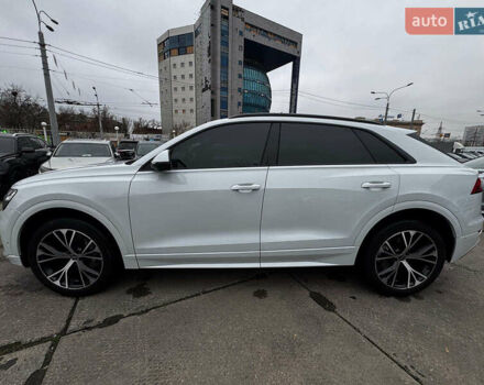 Білий Ауді Q8, об'ємом двигуна 3 л та пробігом 21 тис. км за 58990 $, фото 3 на Automoto.ua