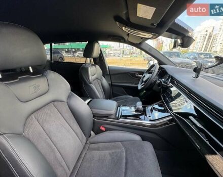 Белый Ауди Q8, объемом двигателя 3 л и пробегом 47 тыс. км за 68500 $, фото 75 на Automoto.ua