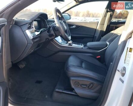 Білий Ауді Q8, об'ємом двигуна 3 л та пробігом 84 тис. км за 26700 $, фото 6 на Automoto.ua