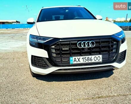Білий Ауді Q8, об'ємом двигуна 3 л та пробігом 20 тис. км за 59000 $, фото 4 на Automoto.ua