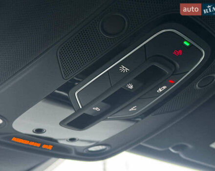 Білий Ауді Q8, об'ємом двигуна 3 л та пробігом 21 тис. км за 58990 $, фото 32 на Automoto.ua