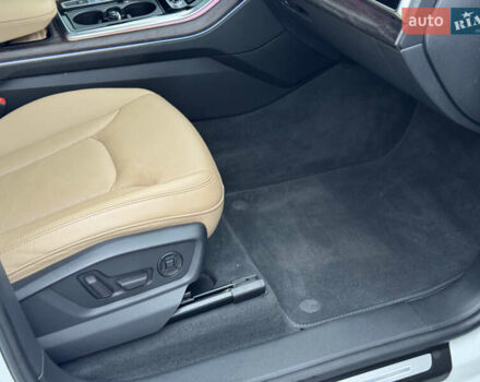 Белый Ауди Q8, объемом двигателя 3 л и пробегом 102 тыс. км за 52000 $, фото 32 на Automoto.ua