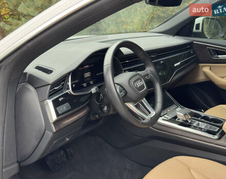 Ауді Q8 2021 у Києві на Automoto.ua Білий Ауді Q8, об'ємом двигуна 3 л та пробігом 102 тис. км за 57000 $, фото 29 на Automoto.ua