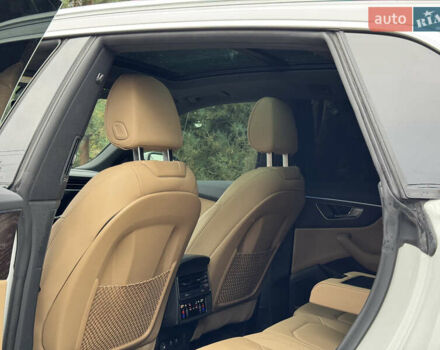 Ауді Q8 2021 у Києві на Automoto.ua Білий Ауді Q8, об'ємом двигуна 3 л та пробігом 102 тис. км за 57000 $, фото 45 на Automoto.ua