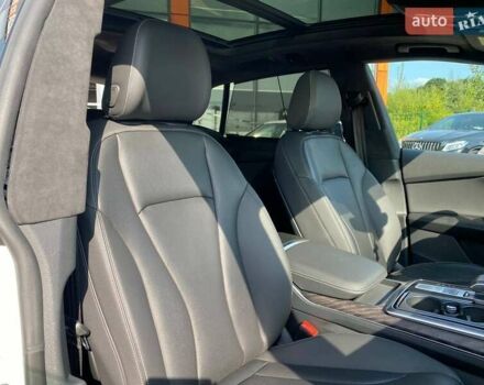 Белый Ауди Q8, объемом двигателя 3 л и пробегом 80 тыс. км за 63800 $, фото 31 на Automoto.ua