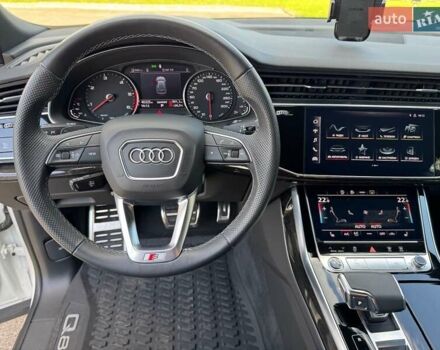 Белый Ауди Q8, объемом двигателя 3 л и пробегом 47 тыс. км за 68500 $, фото 36 на Automoto.ua