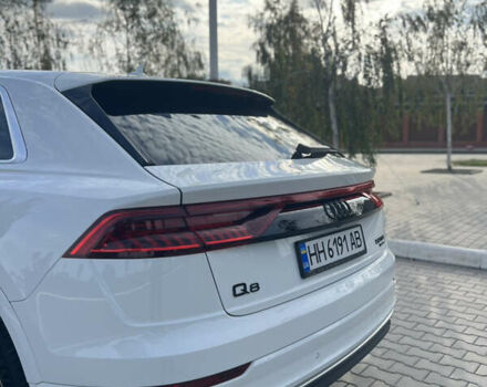 Белый Ауди Q8, объемом двигателя 2.97 л и пробегом 95 тыс. км за 63700 $, фото 8 на Automoto.ua