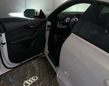 Білий Ауді Q8, об'ємом двигуна 3 л та пробігом 20 тис. км за 59000 $, фото 12 на Automoto.ua