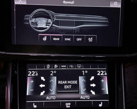 Белый Ауди Q8, объемом двигателя 3 л и пробегом 50 тыс. км за 70999 $, фото 12 на Automoto.ua