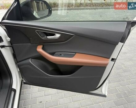 Белый Ауди Q8, объемом двигателя 3 л и пробегом 88 тыс. км за 56999 $, фото 30 на Automoto.ua