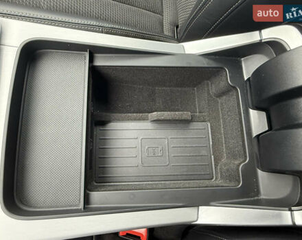 Білий Ауді Q8, об'ємом двигуна 2.97 л та пробігом 120 тис. км за 73900 $, фото 51 на Automoto.ua