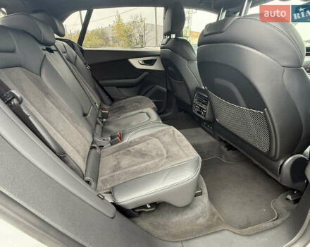 Білий Ауді Q8, об'ємом двигуна 2.97 л та пробігом 120 тис. км за 73900 $, фото 69 на Automoto.ua