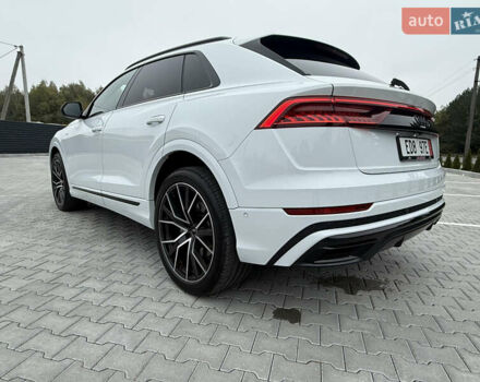 Білий Ауді Q8, об'ємом двигуна 2.97 л та пробігом 120 тис. км за 73900 $, фото 26 на Automoto.ua