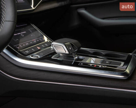 Белый Ауди Q8, объемом двигателя 3 л и пробегом 18 тыс. км за 58999 $, фото 25 на Automoto.ua