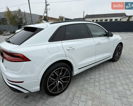 Білий Ауді Q8, об'ємом двигуна 2.97 л та пробігом 120 тис. км за 73900 $, фото 21 на Automoto.ua
