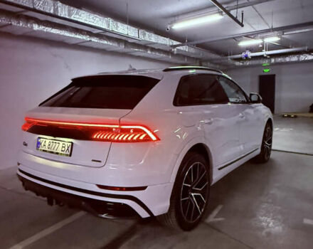 Белый Ауди Q8, объемом двигателя 3 л и пробегом 50 тыс. км за 70999 $, фото 4 на Automoto.ua