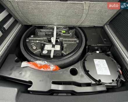 Білий Ауді Q8, об'ємом двигуна 2.97 л та пробігом 120 тис. км за 73900 $, фото 66 на Automoto.ua
