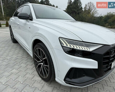 Білий Ауді Q8, об'ємом двигуна 2.97 л та пробігом 120 тис. км за 73900 $, фото 13 на Automoto.ua