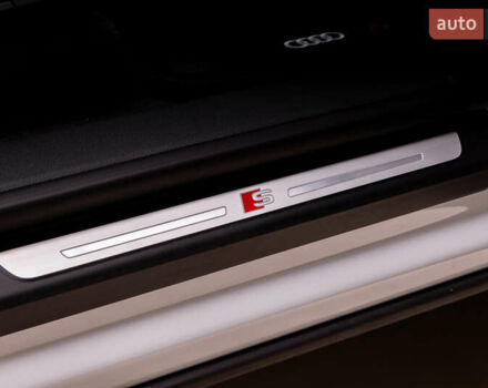 Белый Ауди Q8, объемом двигателя 3 л и пробегом 18 тыс. км за 58999 $, фото 33 на Automoto.ua