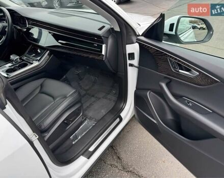 Белый Ауди Q8, объемом двигателя 3 л и пробегом 82 тыс. км за 39000 $, фото 7 на Automoto.ua
