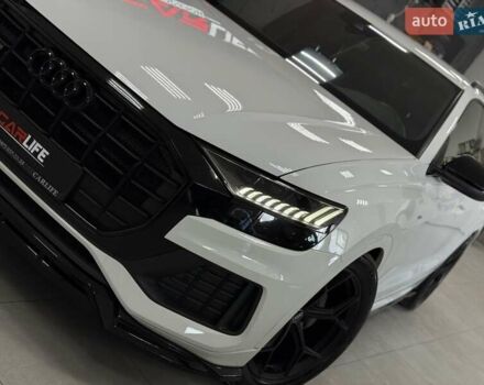 Белый Ауди Q8, объемом двигателя 2.97 л и пробегом 133 тыс. км за 62500 $, фото 7 на Automoto.ua
