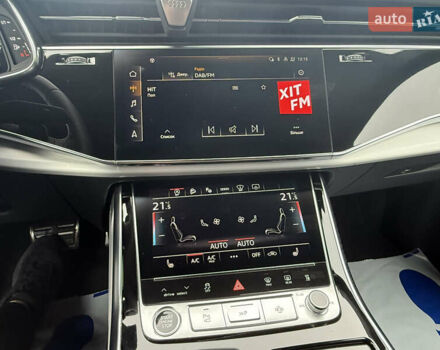 Білий Ауді Q8, об'ємом двигуна 2.97 л та пробігом 120 тис. км за 73900 $, фото 44 на Automoto.ua