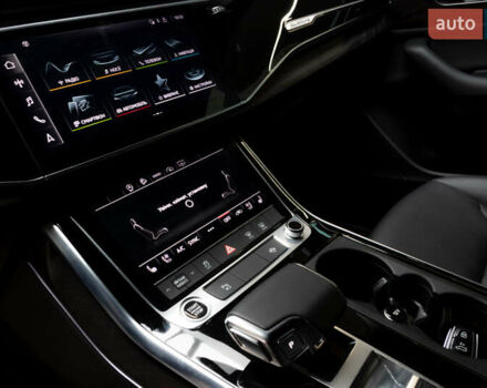 Белый Ауди Q8, объемом двигателя 3 л и пробегом 18 тыс. км за 58999 $, фото 23 на Automoto.ua