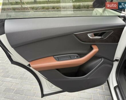 Белый Ауди Q8, объемом двигателя 3 л и пробегом 88 тыс. км за 56999 $, фото 24 на Automoto.ua