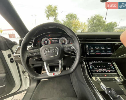 Белый Ауди Q8, объемом двигателя 3 л и пробегом 88 тыс. км за 84900 $, фото 15 на Automoto.ua